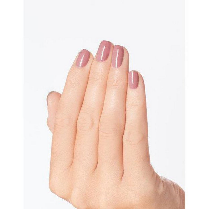 OPI Lac #H001 - Suzi Calls the Paparazzi